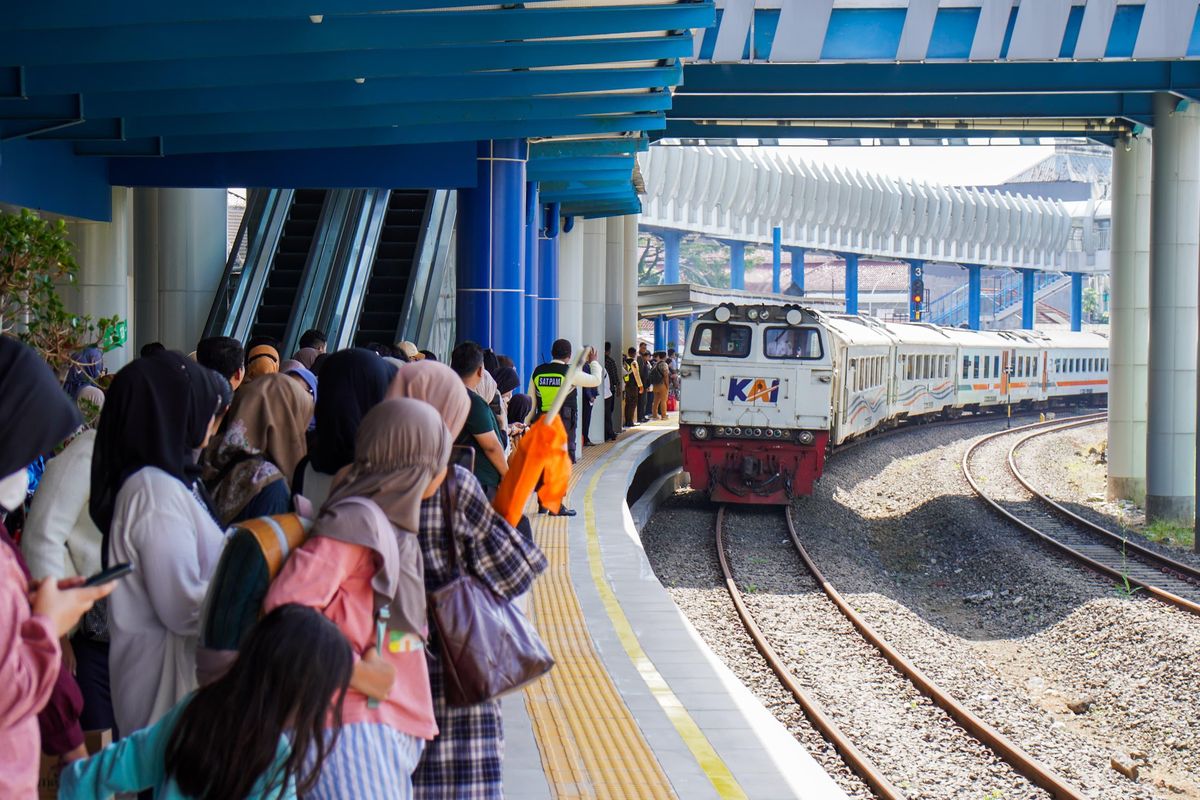 Pesan Tiket Kereta Kini Bisa 30 Menit sebelum Keberangkatan, Ini Cara Lengkapnya!